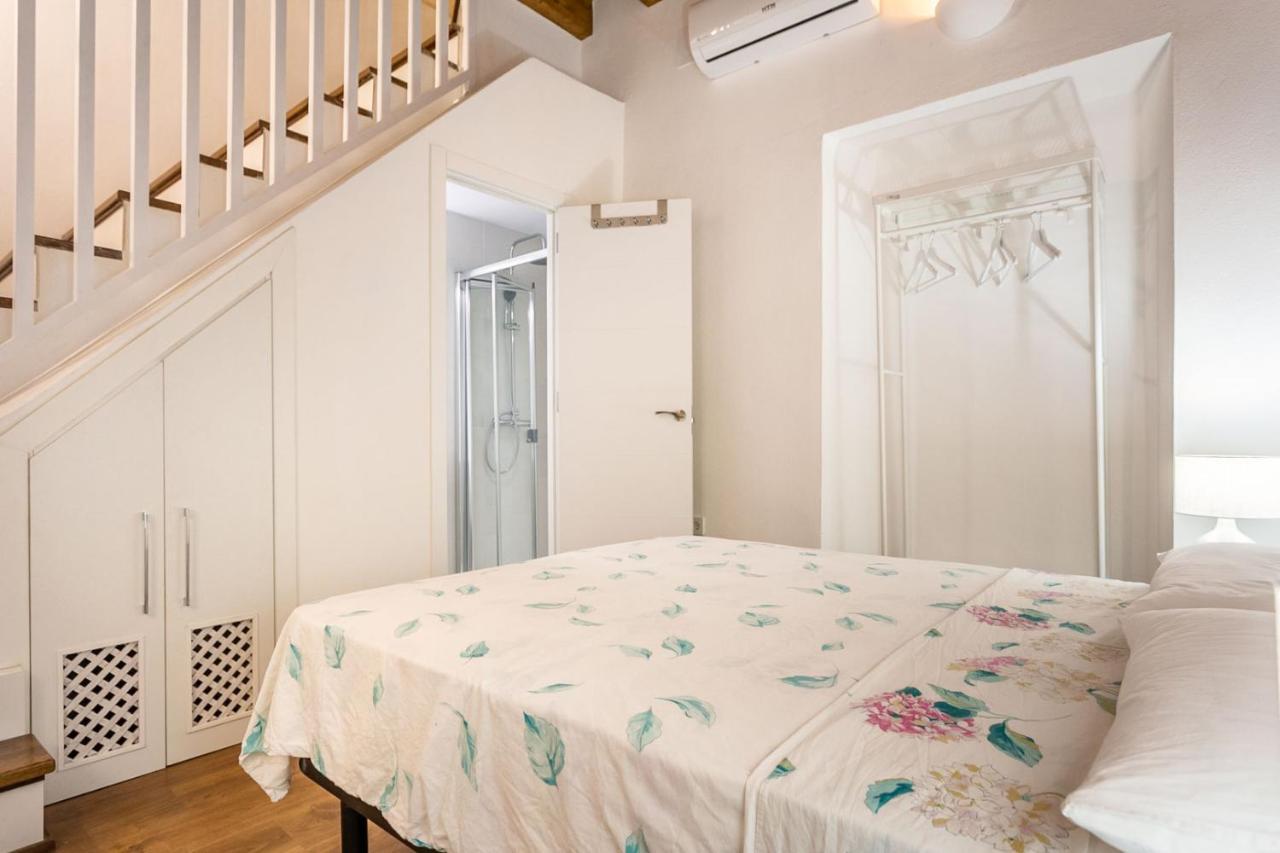 Stunning Apartment In Central Sevilla Exterior foto